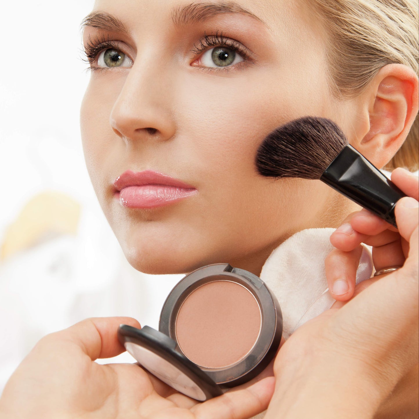 ATELIER BEAUTY SCHOOL